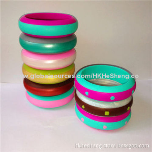 2014 Hot Sale Chaming Silicone Bracelets, Food-grade and BPA-free
